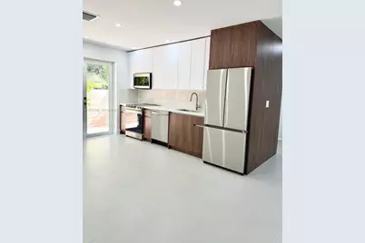524 NE 65th St #2, Miami, FL 33138 - Photo 4