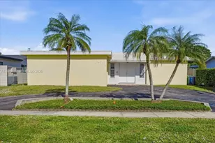 11711 NW 29th St, Sunrise, FL 33323 - Photo 1