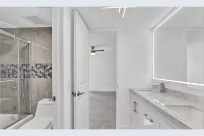 20010 SW 123rd Dr #20010, Miami, FL 33177 - Photo 8