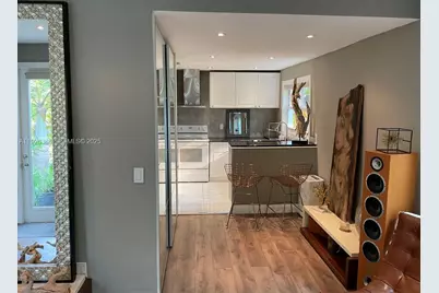 2654 SW 25th Ter #0, Miami, FL 33133 - Photo 12