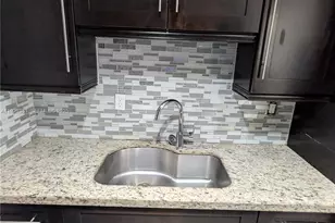 7610 SW 10th St, North Lauderdale, FL 33068 - Photo 10