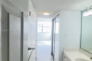 18061 Biscayne Blvd, Aventura, FL 33160 - Photo 16