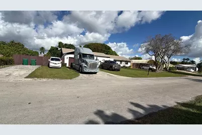 16051 SW 281st St, Homestead, FL 33033 - Photo 2