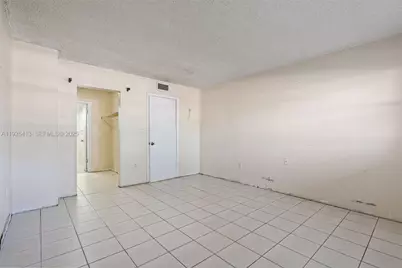 9371 Fontainebleau Blvd #I112, Miami, FL 33172 - Photo 20