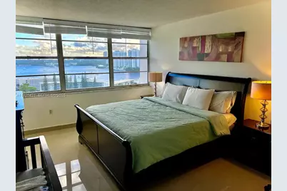 18041 Biscayne Blvd #1803, Aventura, FL 33160 - Photo 10