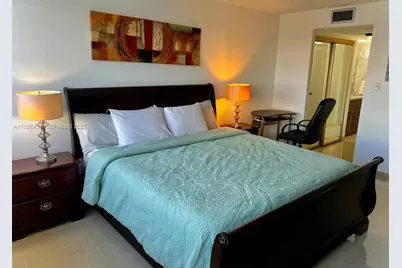 18041 Biscayne Blvd #1803, Aventura, FL 33160 - Photo 8