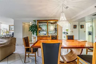 1100 St Charles Pl, Pembroke Pines, FL 33026 - Photo 2