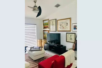 5072 NW 115th Ct, Doral, FL 33178 - Photo 8
