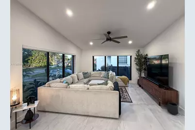 7840 SW 18th Ter, Miami, FL 33155 - Photo 8