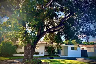 19340 NE 18th Ct, Miami, FL 33179 - Photo 20