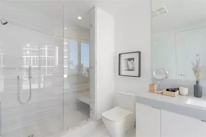 17975 Collins Ave #502, Sunny Isles Beach, FL 33160 - Photo 36