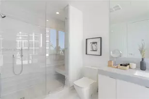 17975 Collins Ave, Sunny Isles Beach, FL 33160 - Photo 36