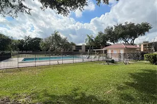 20610 NE 7th Ct, Miami, FL 33179 - Photo 38