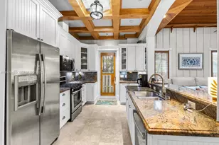 9066 SE Athena St, Hobe Sound, FL 33455 - Photo 10