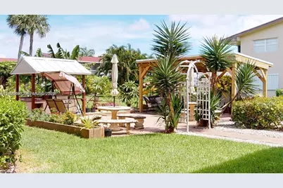 53 Coventry C #53, West Palm Beach, FL 33417 - Photo 2