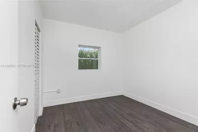 434 NW 110th St, Miami, FL 33168 - Photo 30