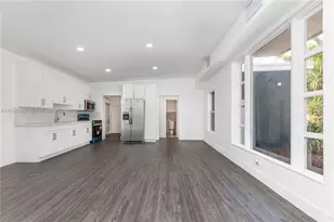 434 NW 110th St, Miami, FL 33168 - Photo 14