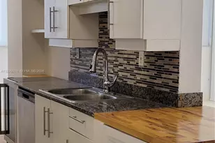 6422 Collins Ave, Miami Beach, FL 33141 - Photo 12