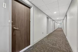 300 Bayview Dr, Sunny Isles Beach, FL 33160 - Photo 16