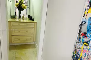 5225 Collins Ave, Miami Beach, FL 33140 - Photo 12