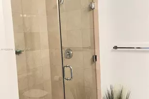 1050 Brickell Ave, Miami, FL 33131 - Photo 8