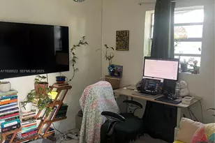 106 NW 3rd St, Hallandale Beach, FL 33009 - Photo 8