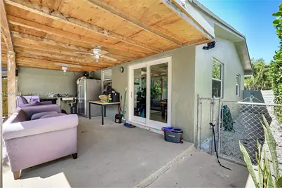 2470 NE 182nd Ter #2, North Miami Beach, FL 33160 - Photo 24