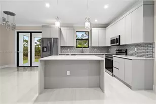 3587 SE 18th Ave, Naples, FL 34117 - Photo 8