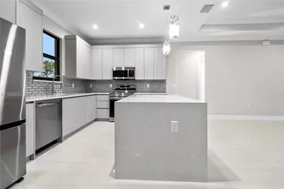 3587 SE 18th Ave, Naples, FL 34117 - Photo 6