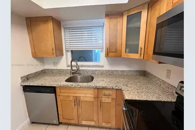 3257 NE 13th St #302, Pompano Beach, FL 33062 - Photo 14