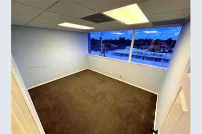 2727 E Oakland Park Blvd #303, Fort Lauderdale, FL 33306 - Photo 1