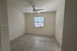 24886 SW 118th Ave, Homestead, FL 33032 - Photo 4