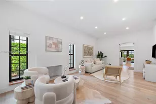 917 Granada Groves Ct, Coral Gables, FL 33134 - Photo 2