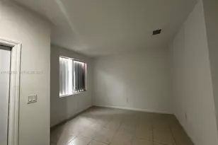 2452 SE 14th Ave, Homestead, FL 33035 - Photo 2