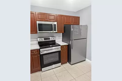 10313 NW 8th St #205, Pembroke Pines, FL 33026 - Photo 2