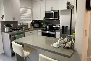 9010 Sunrise Lakes Blvd, Sunrise, FL 33322 - Photo 4