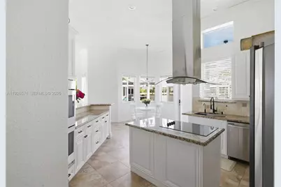 20401 SW 48th Pl, Southwest Ranches, FL 33332 - Photo 18