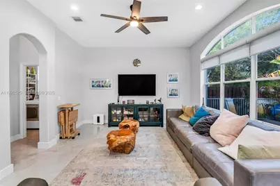 7665 NW 19th Ct, Pembroke Pines, FL 33024 - Photo 20