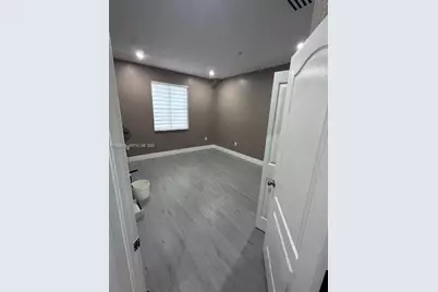 7100 NW 177 #100, Hialeah, FL 33015 - Photo 6