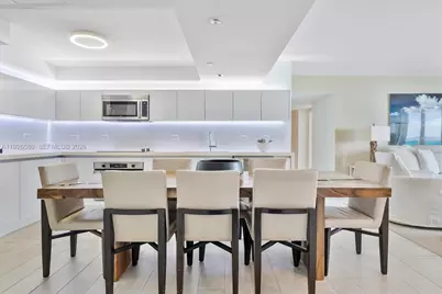 102 24th St #1413, Miami Beach, FL 33139 - Photo 10