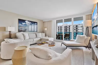 102 24th St #1413, Miami Beach, FL 33139 - Photo 2