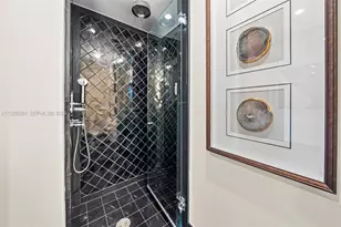 101 20th St, Miami Beach, FL 33139 - Photo 44