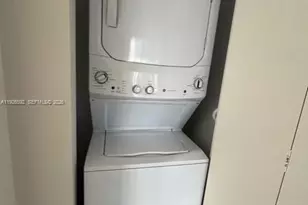 45 SW 9th St, Miami, FL 33130 - Photo 18