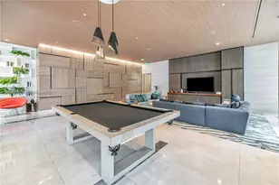 45 SW 9th St, Miami, FL 33130 - Photo 24