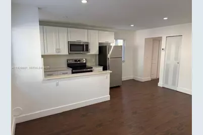 2006 Calais Dr #1, Miami Beach, FL 33141 - Photo 4