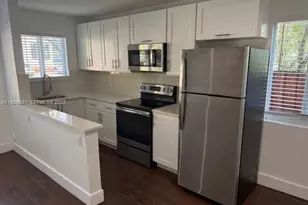 2006 Calais Dr, Miami Beach, FL 33141 - Photo 8