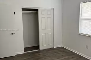 2520 NE 181st St, North Miami Beach, FL 33160 - Photo 8