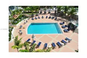 350 NE 24th St, Miami, FL 33137 - Photo 10