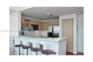 350 NE 24th St, Miami, FL 33137 - Photo 2