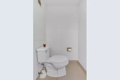 1900 W 68th St #F302, Hialeah, FL 33014 - Photo 12
